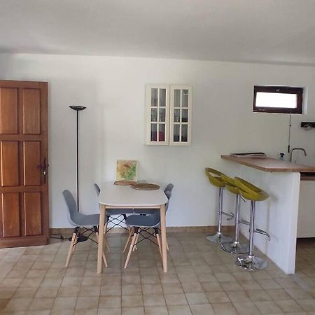 Appartement Au Fond Du Jardin Saint Jean du Pin エクステリア 写真