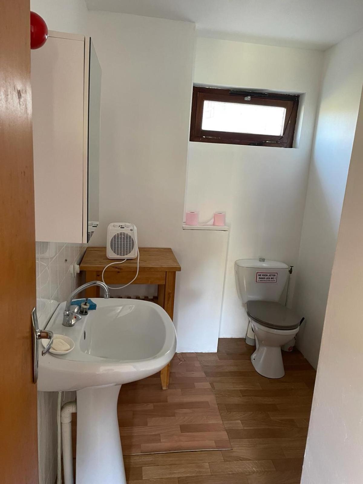 Appartement Au Fond Du Jardin Saint Jean du Pin エクステリア 写真